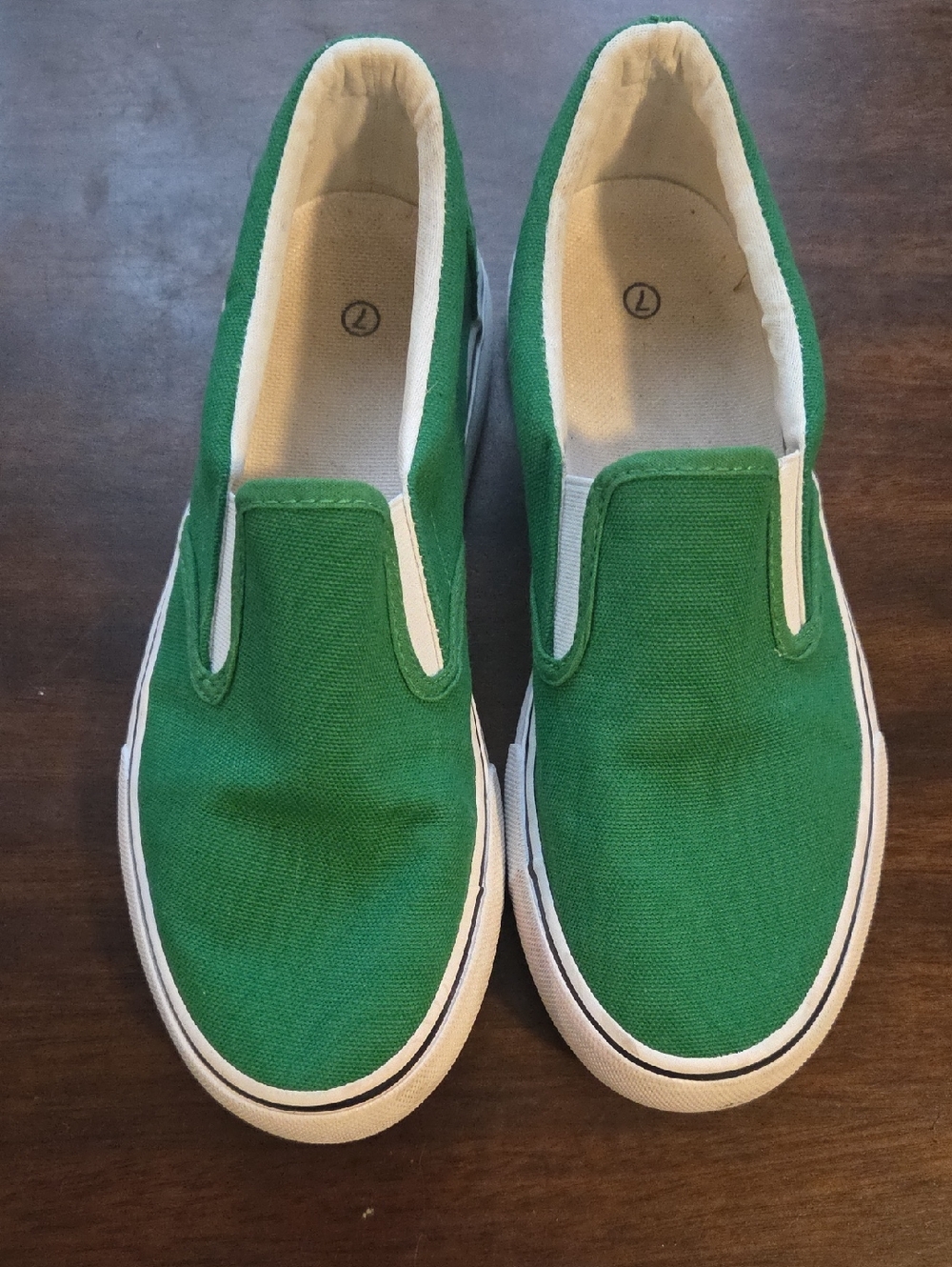 Green Slip-On Canvas Shoes Size 7